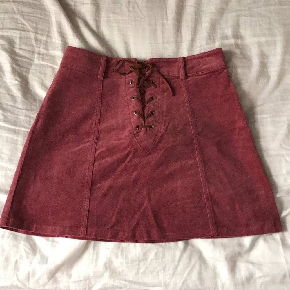 High waisted pink skirt